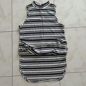 Long side split shirt